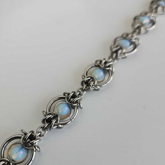 Vintage medieval inspired fairy whimsical opalite and silver bracelet - Picture 8 of 11